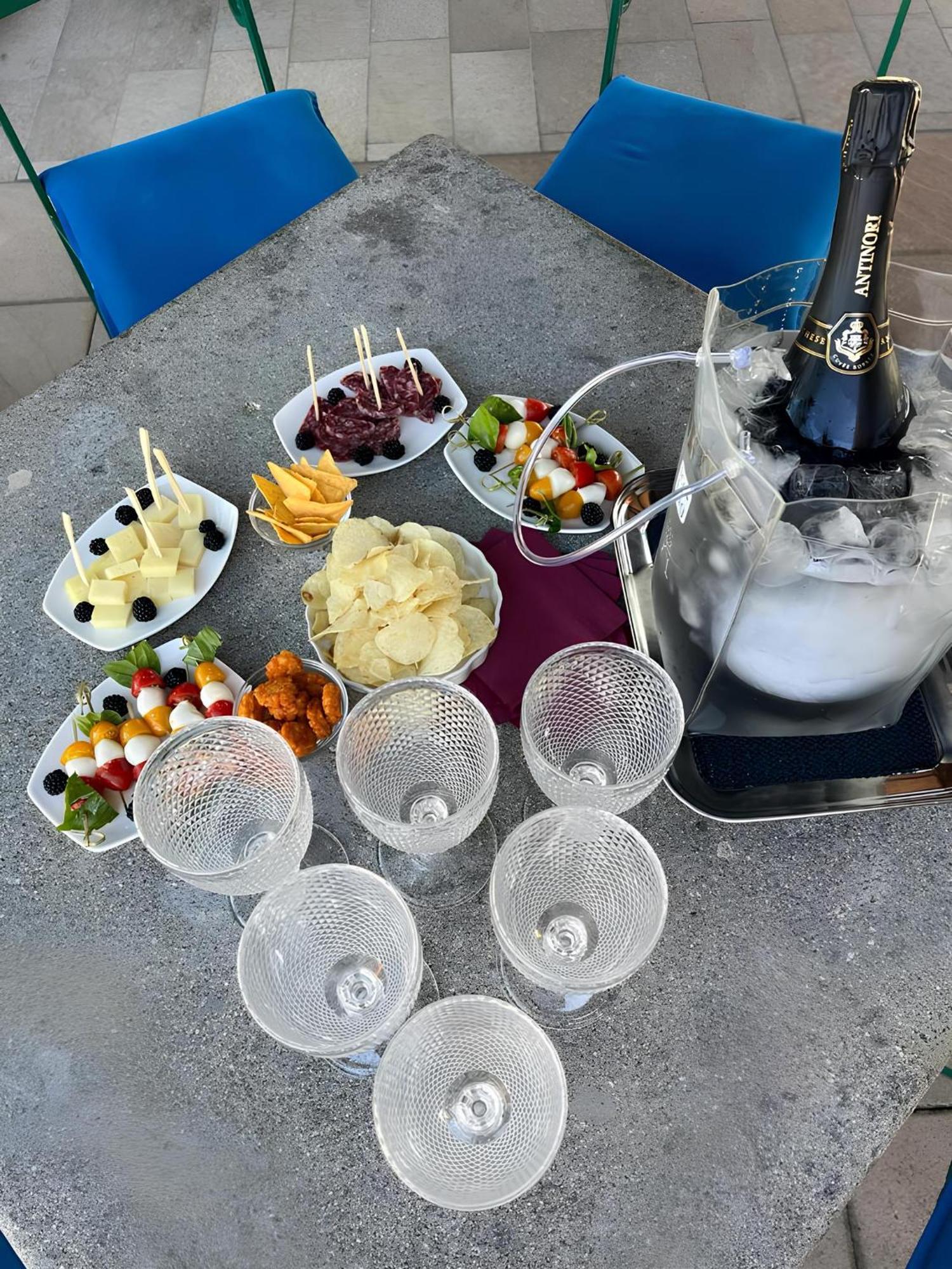 圣母安茨络迪酒店 Petrignano 外观 照片